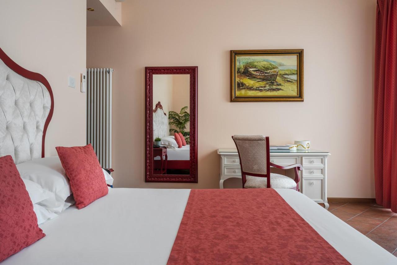 Hotel Mayer & Splendid - Wellness E Spa Desenzano del Garda Exterior photo